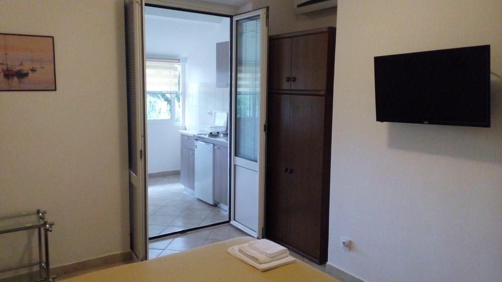 Apartmani Luka แฮร์เซ็ก-โนวี ภายนอก รูปภาพ