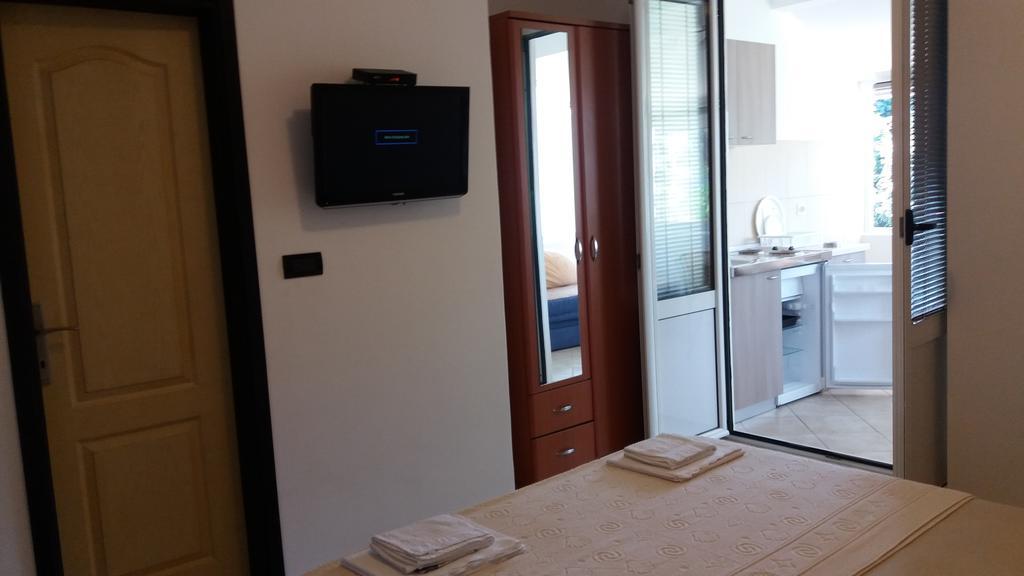 Apartmani Luka แฮร์เซ็ก-โนวี ภายนอก รูปภาพ